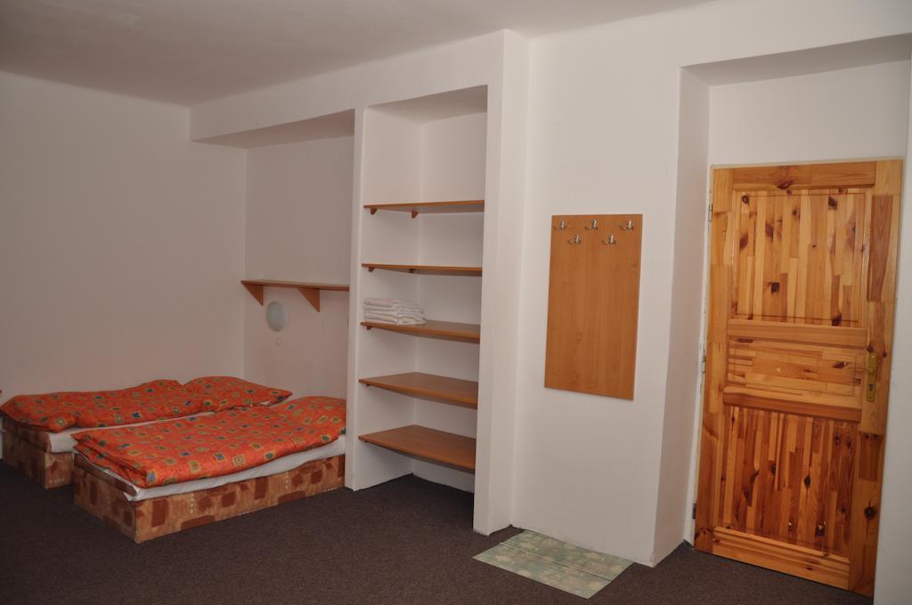 Hotel - Penzion M&M Jáchymov Habitación foto